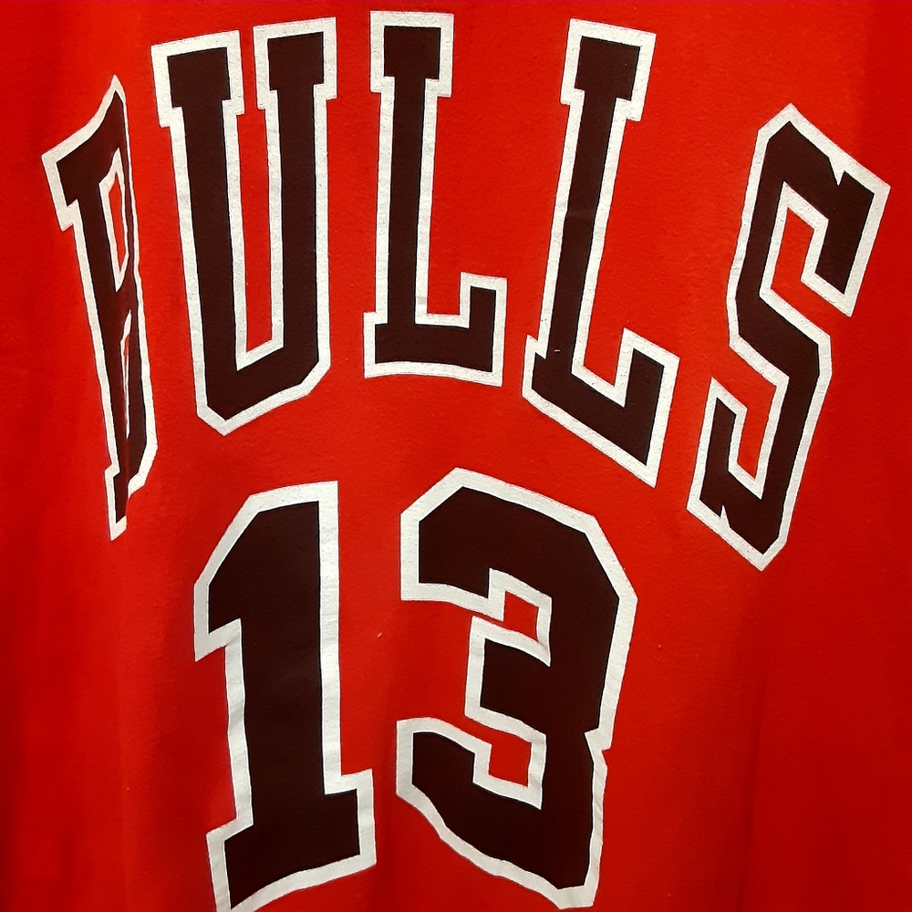 Chicago bulls short Sleeve tshirt. Size medium - Picture 6 of 10